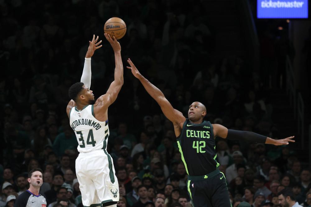 能担任防守 能担任防守