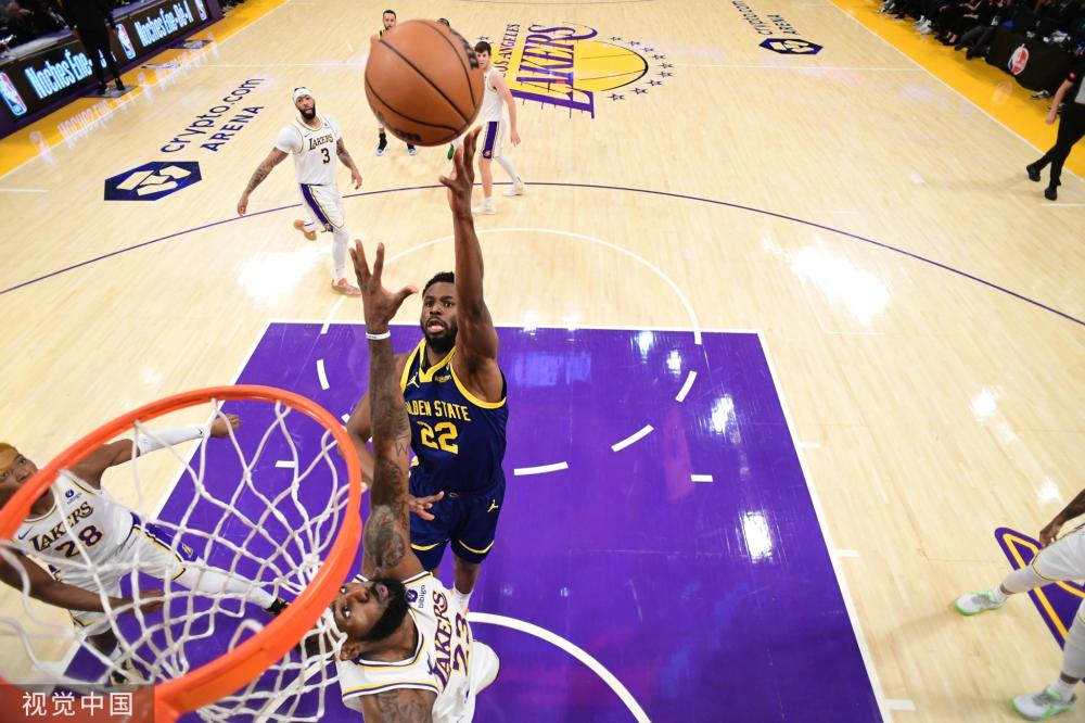 体育2024年02月20日《体育新闻》完整版